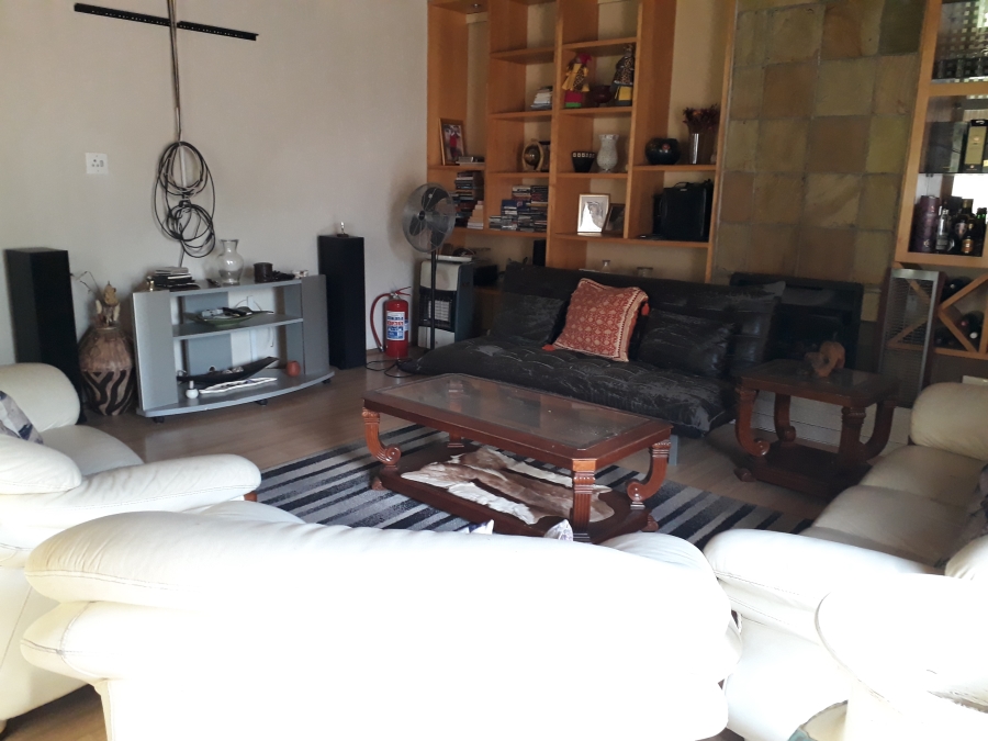 3 Bedroom Property for Sale in Geelhoutpark North West